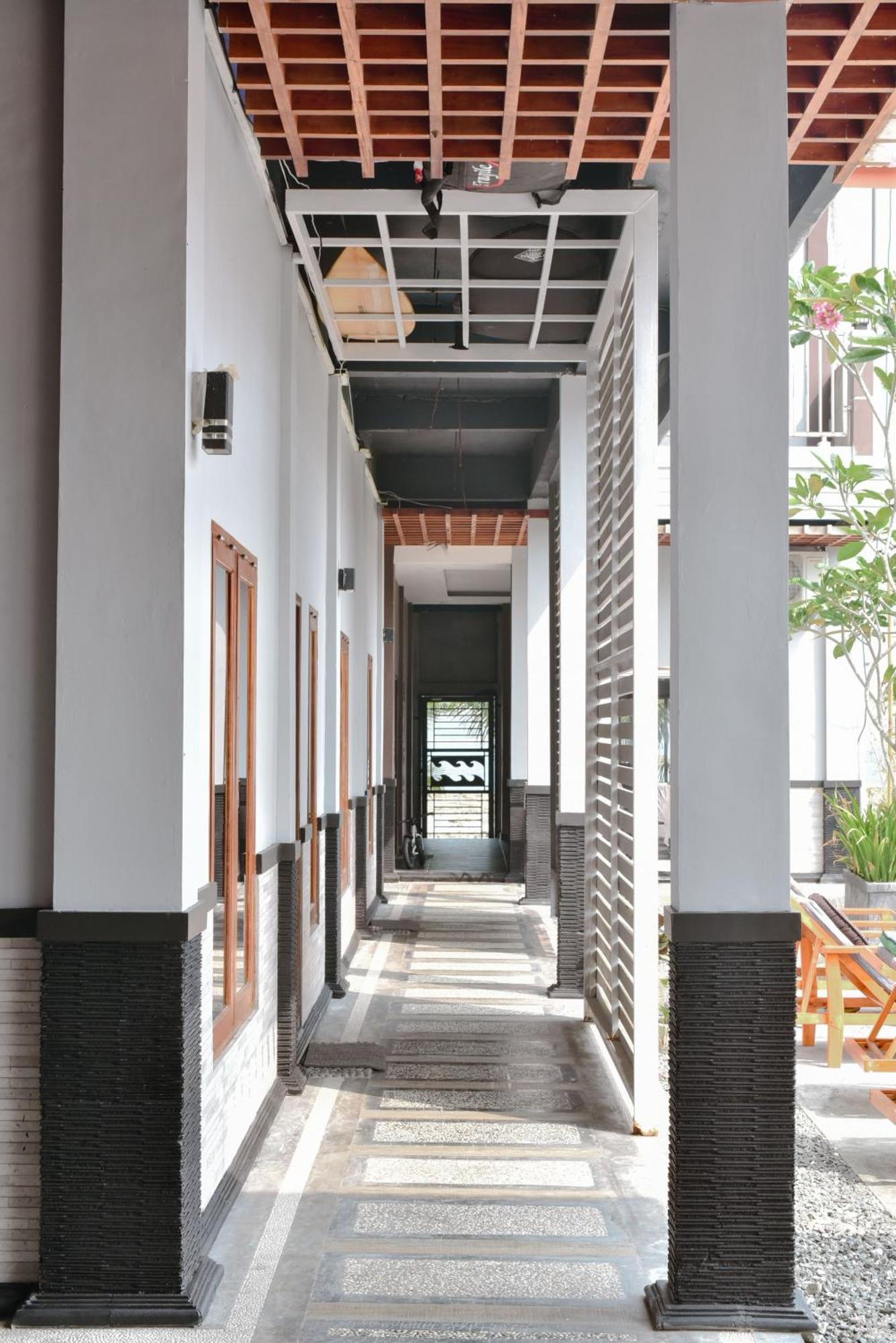 Oseda Nias Surf House Hotel Hilibotodane Exterior foto