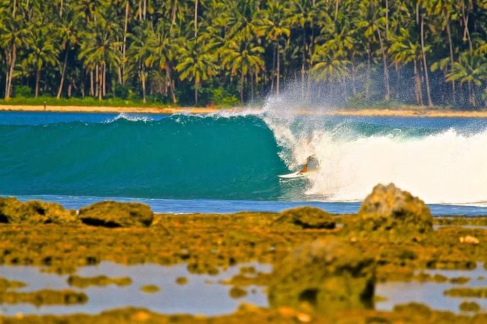 Oseda Nias Surf House Hotel Hilibotodane Exterior foto