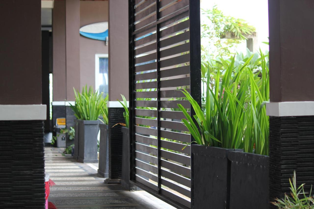 Oseda Nias Surf House Hotel Hilibotodane Exterior foto
